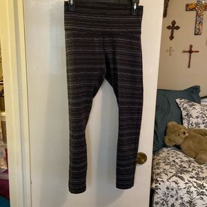 Lululemon Capri leggings size 8 great price
